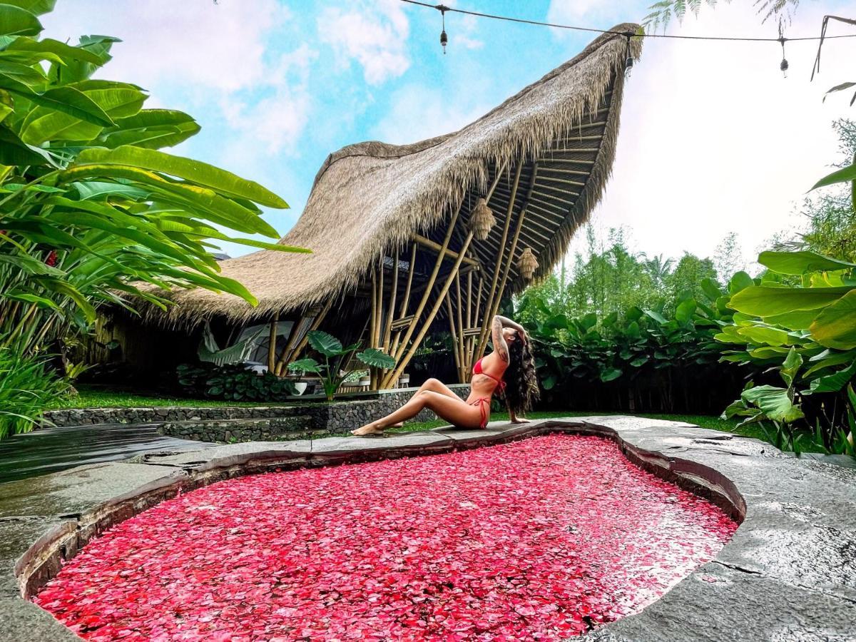 Balikayanas Bamboo House - Miggiell House Villa Karangasem  Exterior photo